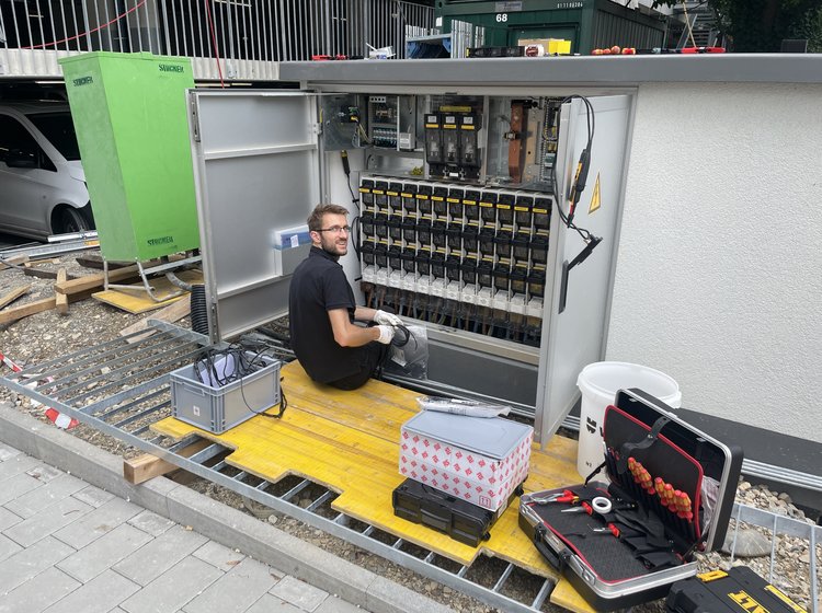 Technische Installation im Außenbereich bei Thüga